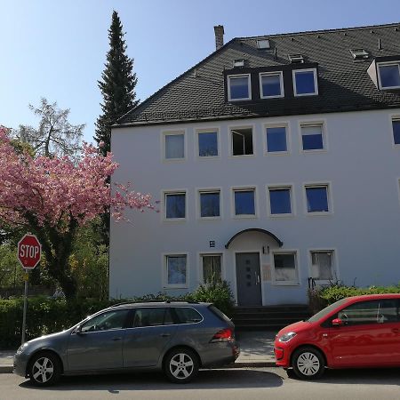 Boardinghouse Munchen-Laim Hotell Exteriör bild