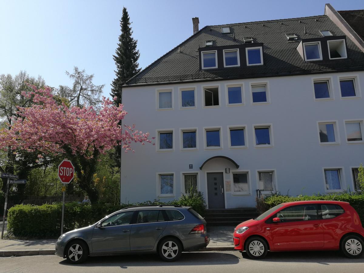 Boardinghouse Munchen-Laim Hotell Exteriör bild